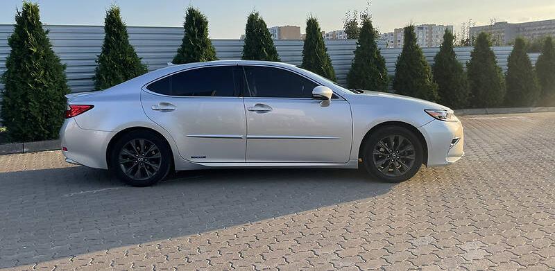 Lexus ES 2013