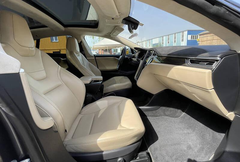 Tesla Model S P85D 2015