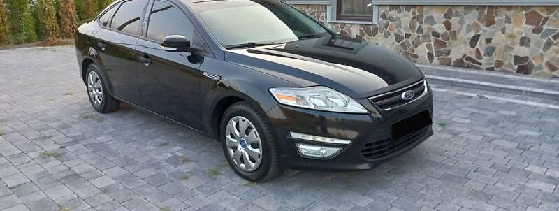 Ford Mondeo NEKRASENA 13 2013