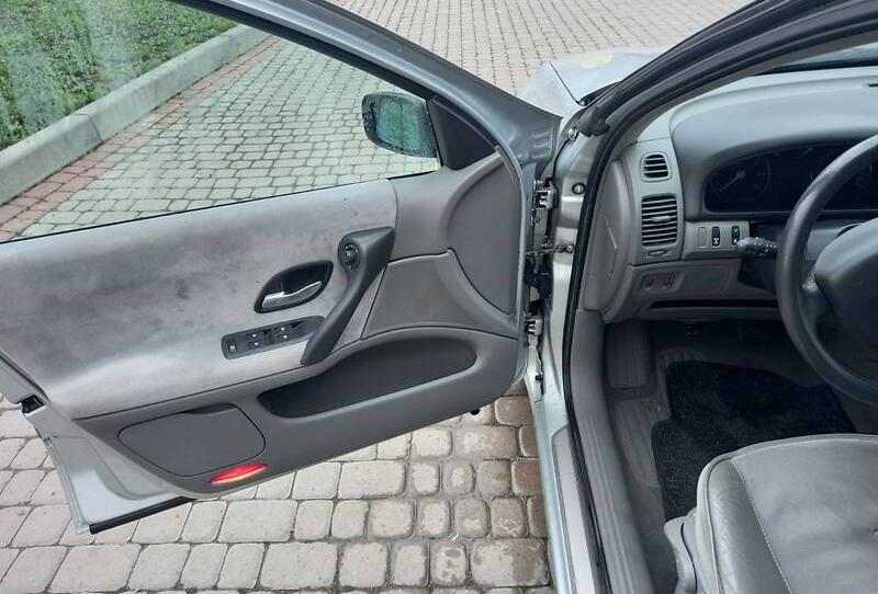 Renault Laguna 2001