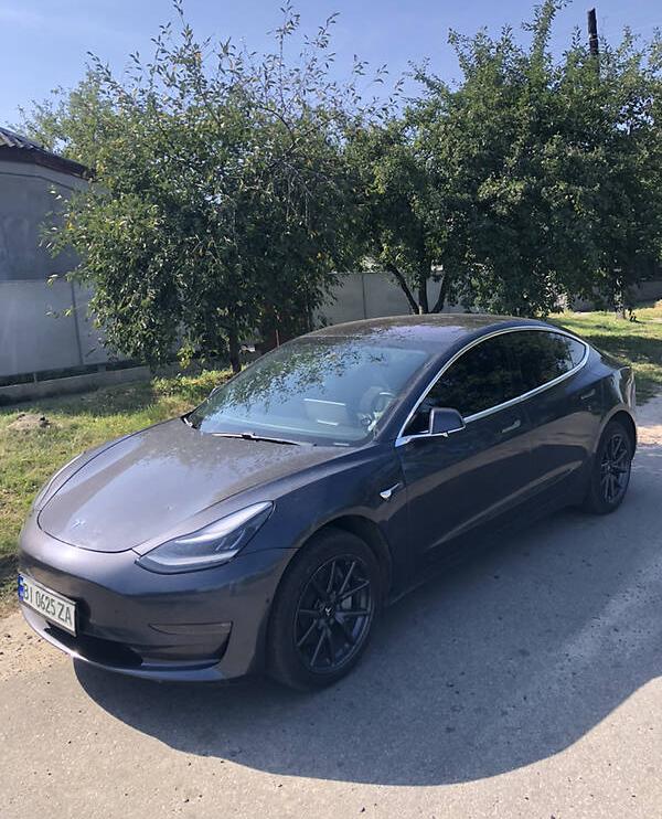 Tesla Model 3 2018