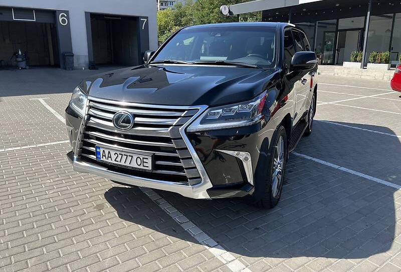 Lexus LX 2017