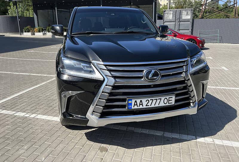 Lexus LX 2017