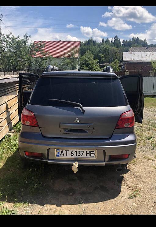 Mitsubishi Outlander 2005