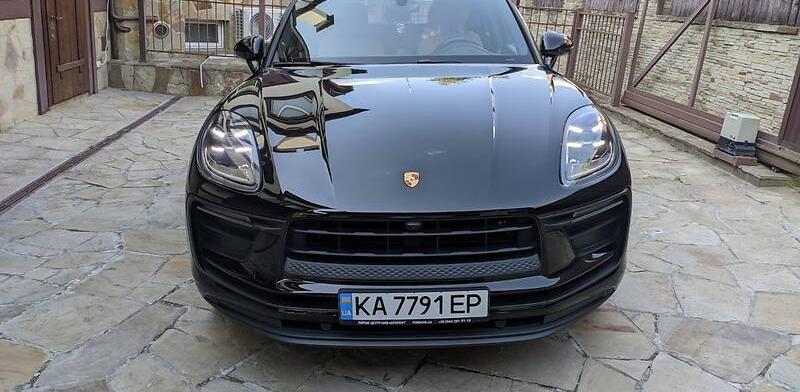 Porsche Macan 95B 2021
