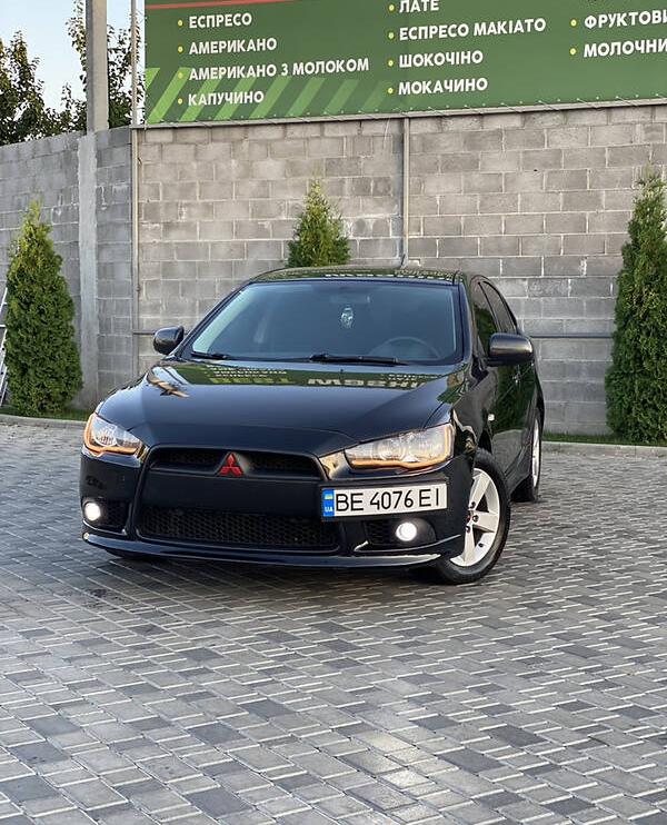 Mitsubishi Lancer 2012