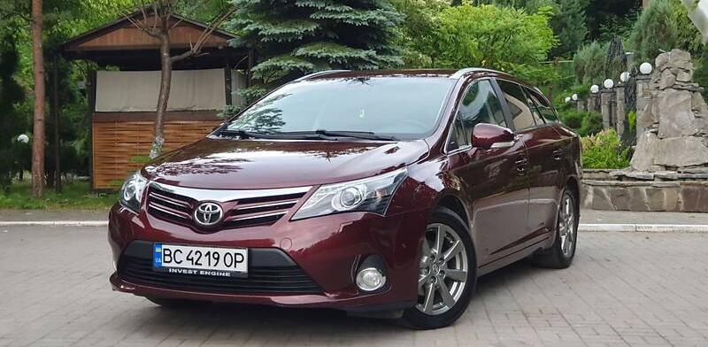 Toyota Avensis 2013 2012