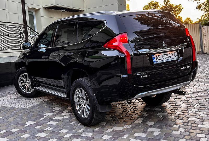 Mitsubishi Pajero Sport 2016