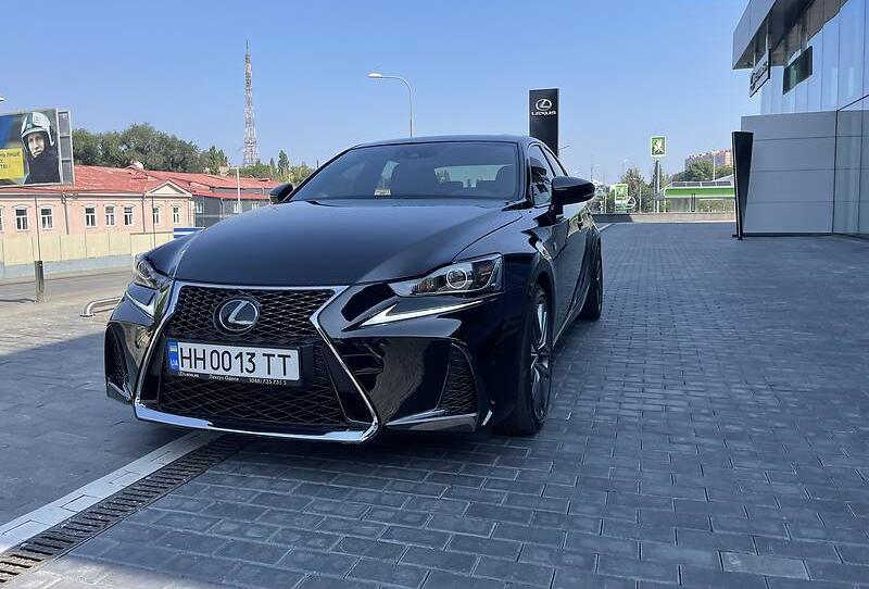 Lexus IS 2017