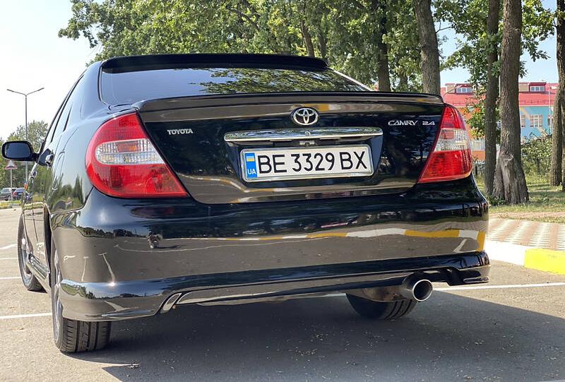 Toyota Camry 2004