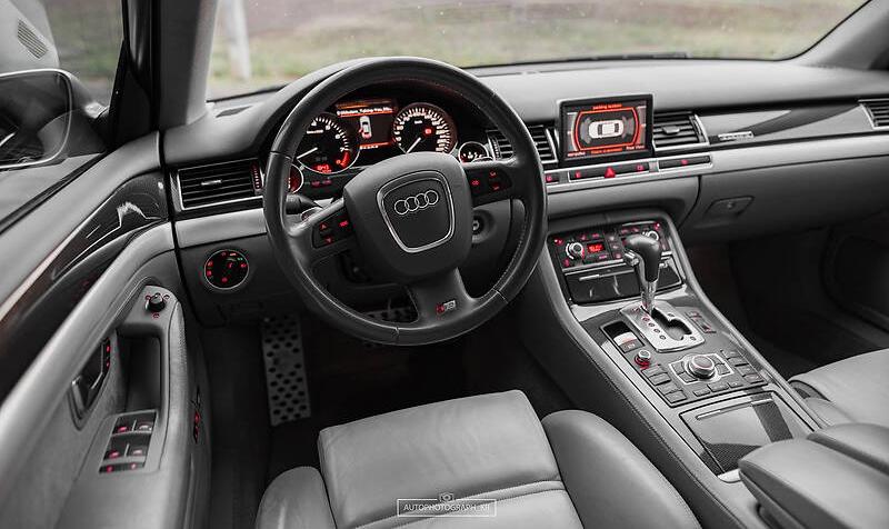 Audi S8 2007