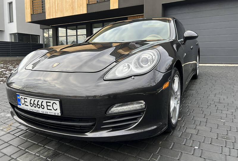 Porsche Panamera 2011