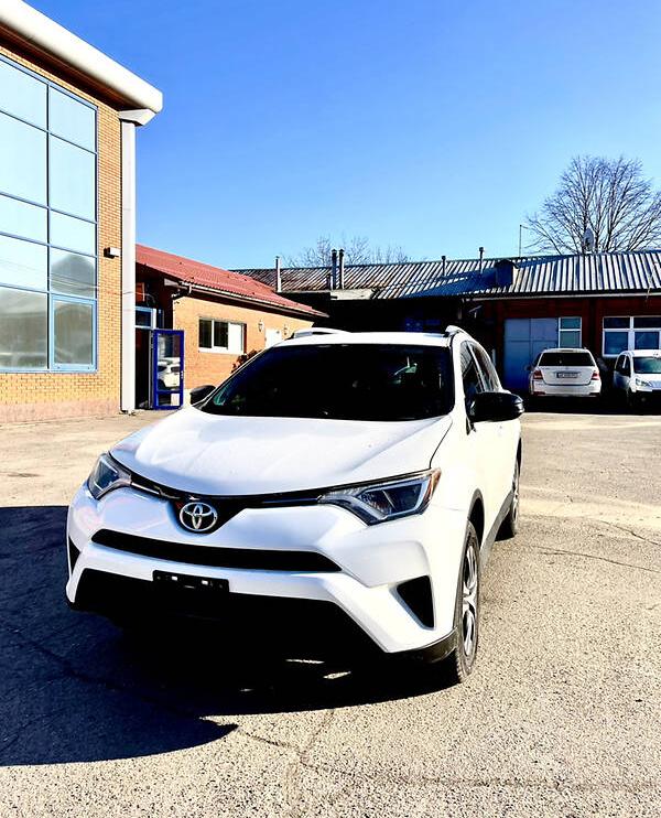 Toyota RAV4 LE 2016