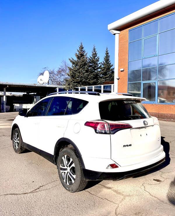 Toyota RAV4 LE 2016