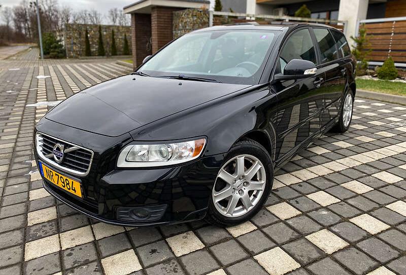 Volvo V50 D2 2011