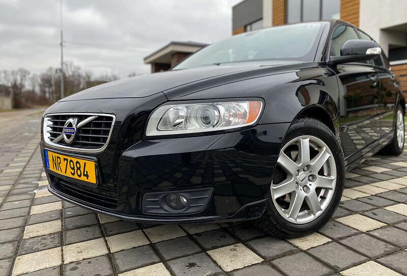 Volvo V50 D2 2011