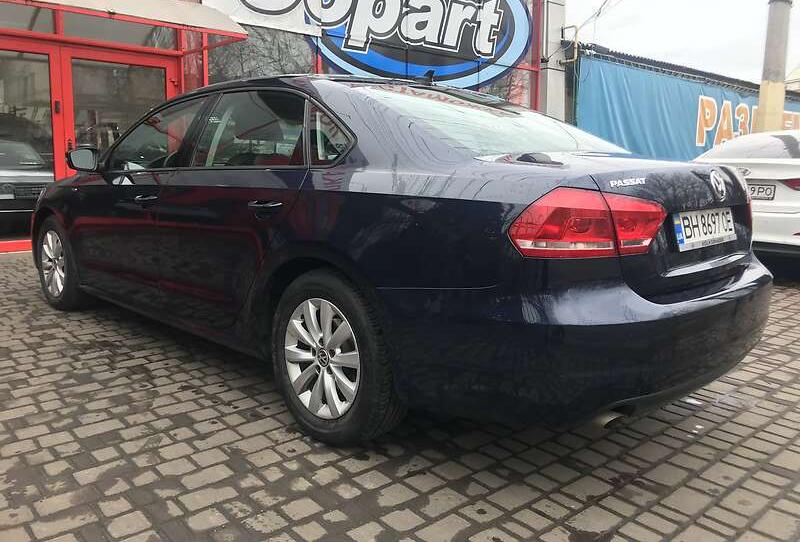 Volkswagen Passat 2013