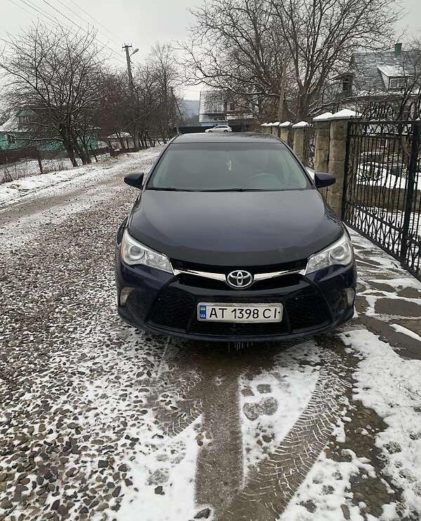Toyota Camry 2015