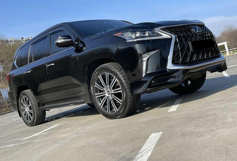 Lexus LX 2019