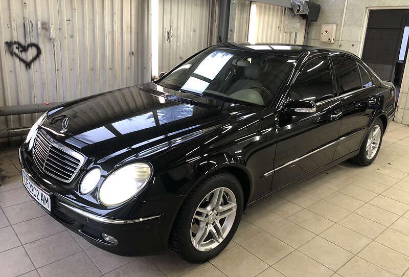 Mercedes-Benz E-Class 2003