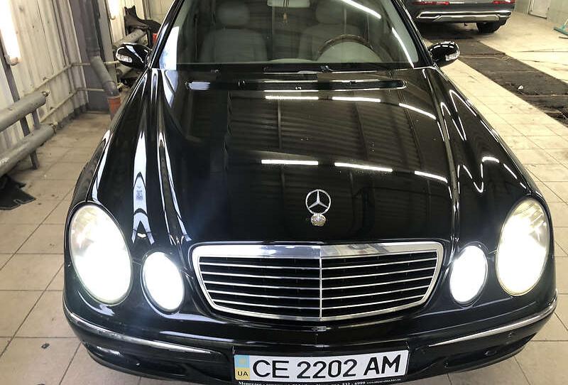 Mercedes-Benz E-Class 2003