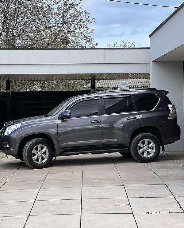 Toyota Land Cruiser Prado 150 2012
