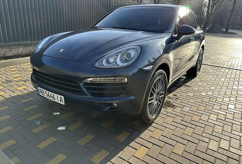 Porsche Cayenne 2012