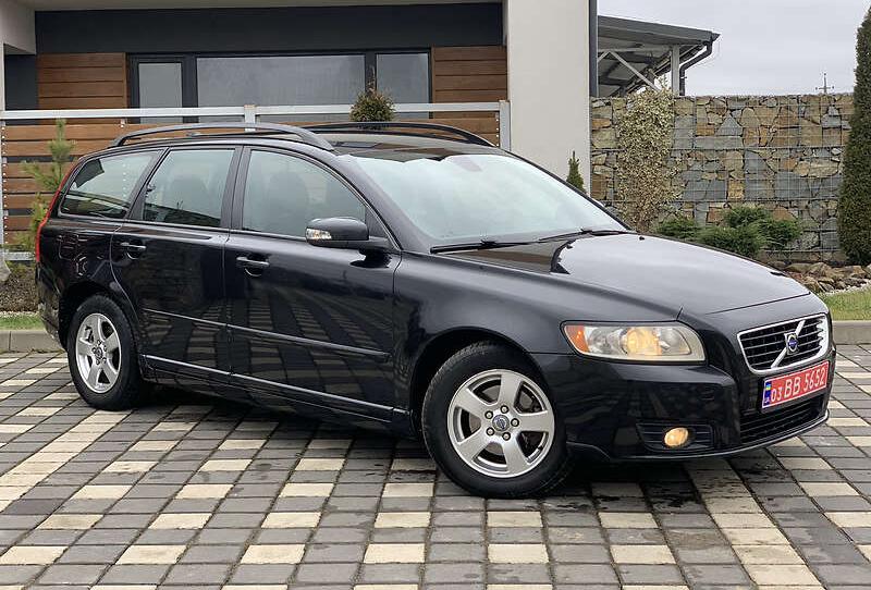 Volvo V50 MOMENTUM 2009