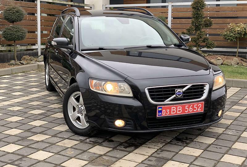 Volvo V50 MOMENTUM 2009