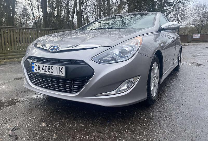 Hyundai Sonata 2012