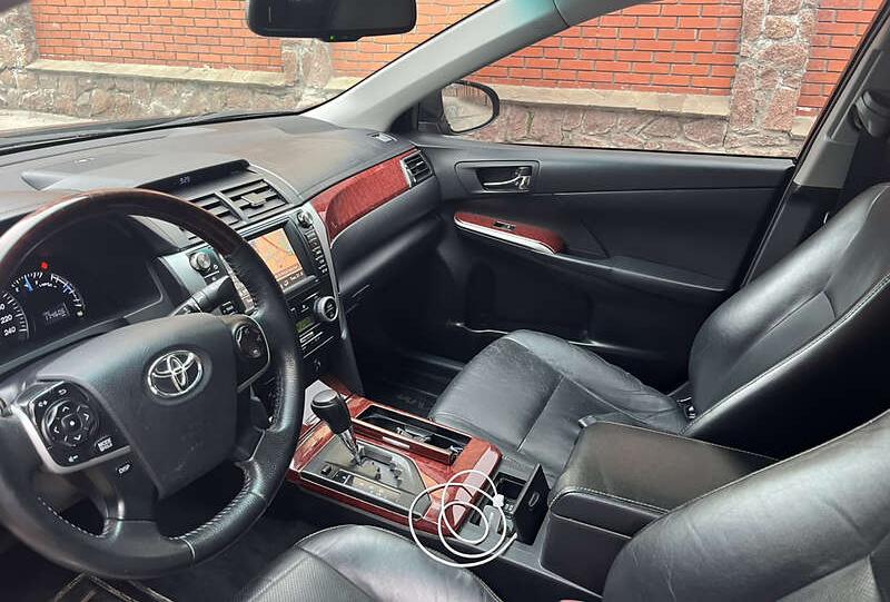 Toyota Camry 2011