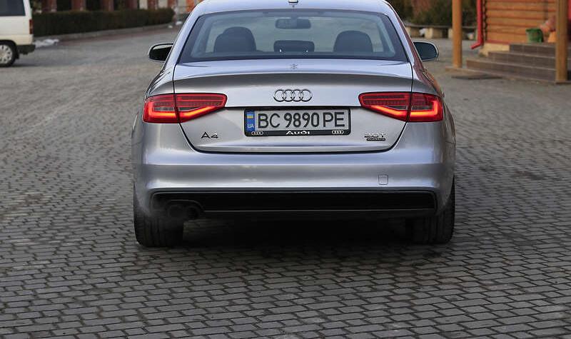 Audi A4 2015