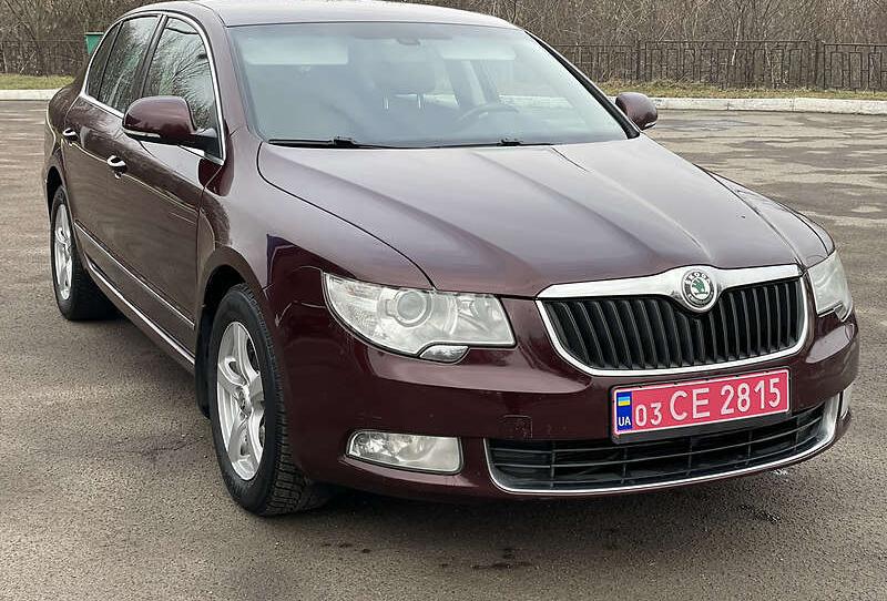 Skoda Superb 2011