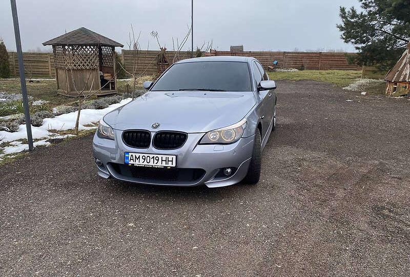 BMW 5 Series 2004