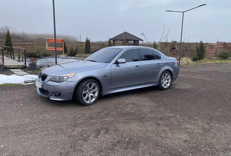 BMW 5 Series 2004