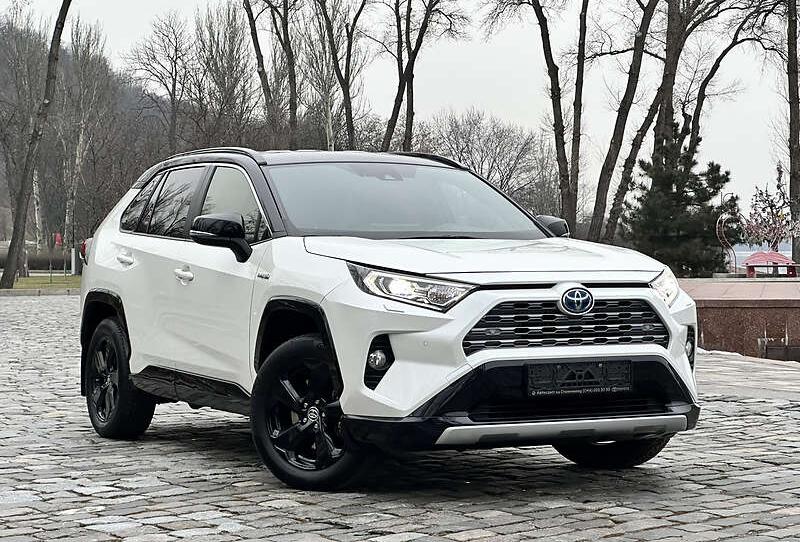 Toyota RAV4 BIACK EDITION STYLE 2021