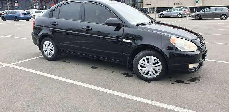 Hyundai Accent 2010