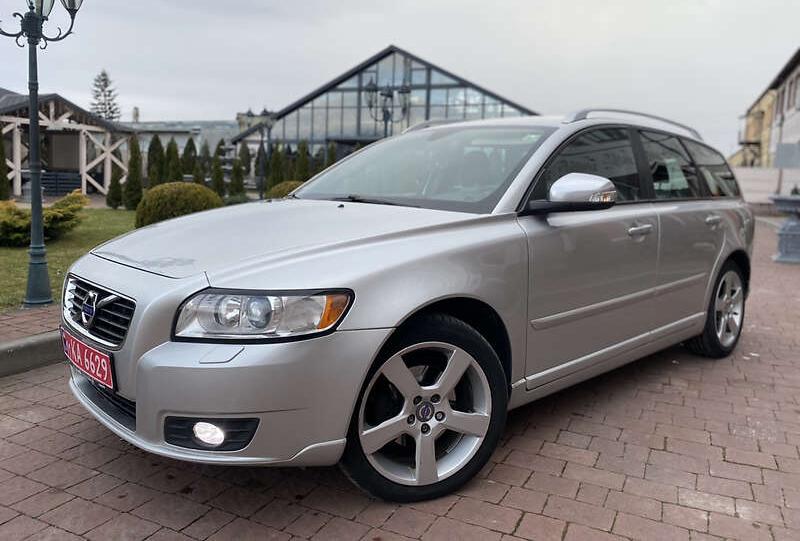 Volvo V50 RDESIGN  2011