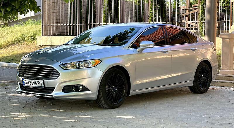 Ford Fusion 2016